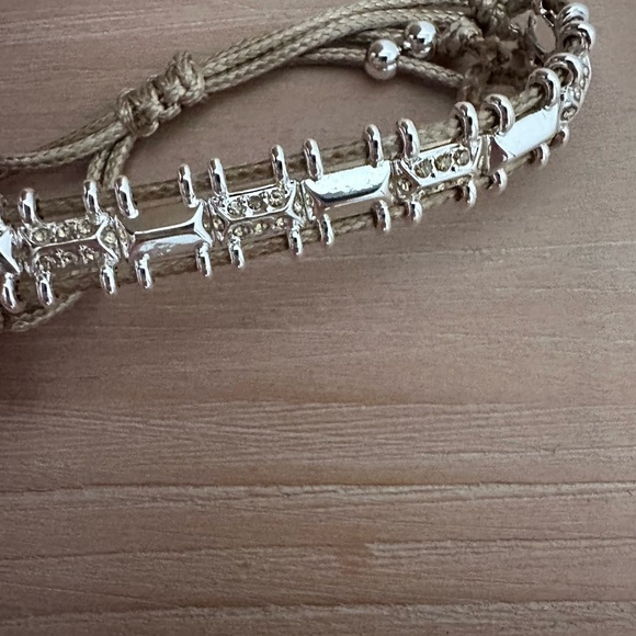 Bomb party Elegant Silver plated COMPASS Bracelet stack - Picture 6 of 8